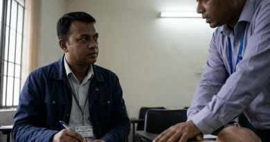 সরকারি চাকুরিজীবীদের ব্যক্তিগত কোর্স ও অর্জিত ছুটি